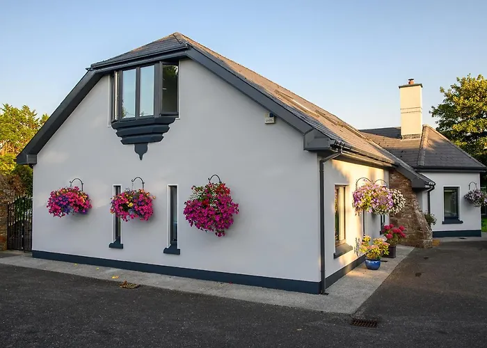 Ashville House Bed and breakfast 4*