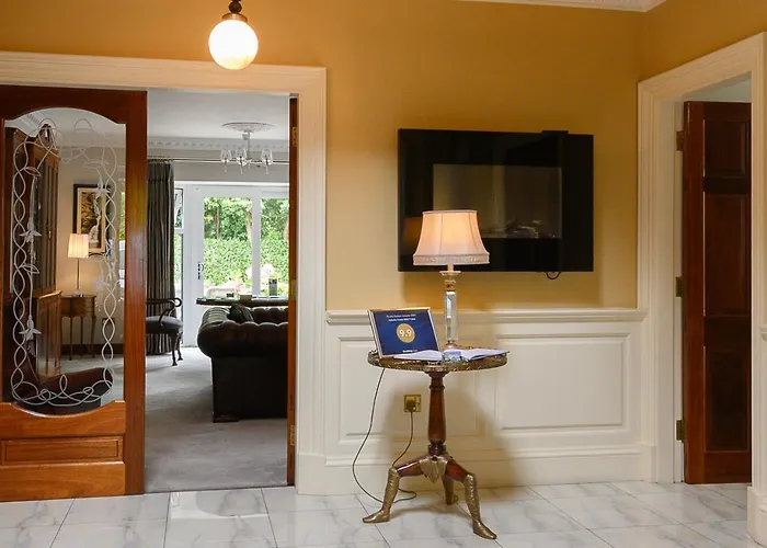 Ashville House B&B 4*