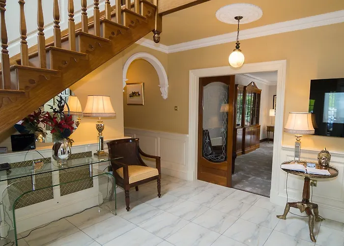 Bed and breakfast Ashville House